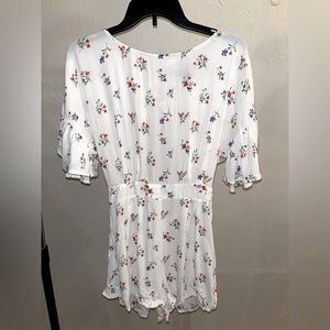 Forever 21 Floral print open back romper